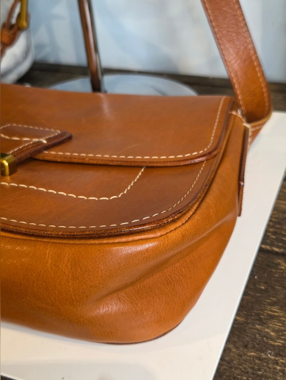 Fossil Tremont Flap Crossbody Handbag and Fossil Brown Leather Wallet. - Picture 10 of 16